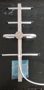 ANNTLENT CELL PHONE YAGI  OUTSIDE SIGNAL ANTENNA - Picture 1 of 4