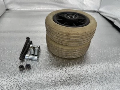 Silla eléctrica SHOPRIDER Streamer PIHSIANG ruedas neumáticos ruedas 6" x 2" con tornillos Foto 1 de 4