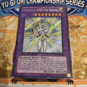 Yugioh Elemental HERO The Shining PRC1-ENV01 casi nuevo - Imagen 1 de 1