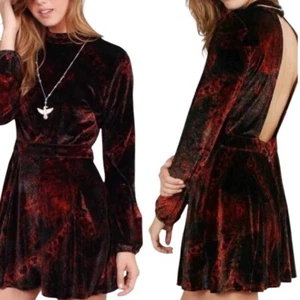 Free People Onyx Combo Printed Cut-out Romper Size 4 Black and Red - Picture 1 of 6