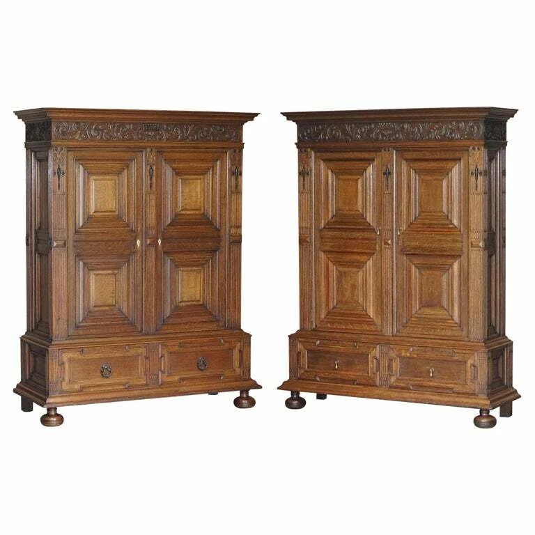 RARE PAIR OF GILLOWS LANCASTER ENGLISH OAK ANTIQUE VICTORIAN BOOKCASE CUPBOARDS — 第 1/4 张图片