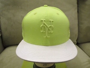 New Era Mets Verde Neón (Amarillento) Sombrero Ajustado, Blanco Holo Brillos Bill, 7 5/8 - Imagen 1 de 23