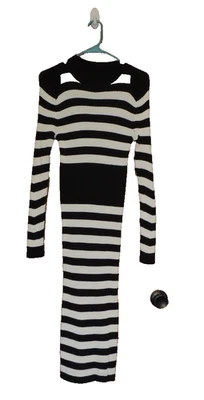 Vestido midi tejido acanalado a rayas blanco y negro Gabrielle Union talla M nuevo con etiquetas Foto 1 de 4