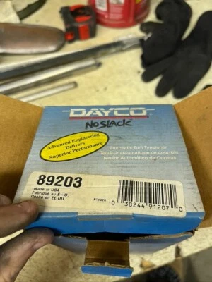 Conjunto de tensor de correa de transmisión accesorio Dayco 89203 - ¡Haz oferta!! Foto 1 de 2