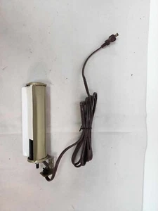 New Desk Light Attaches To Table Desk - Picture 1 of 7