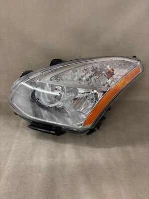 2012 Nissan Rogue Head Light Halogen Drivers Side One Broken Tab See Pictures - Image 1 of 4