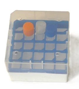 Aufbewahrungsbox für 1,8/2 ml Zentrifuge Kryoröhrchen Fläschchen Kryoröhrchen Gefrierschrank 5x5 - Bild 1 von 4