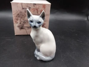 Royal Copenhagen Mini Cat Collection Preziosa ""681 Statuetta Porcellana Siamese - Foto 1 di 24