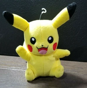 Peluche Tomy Pokémon Pikachu 6 pollici giallo sorridente - Foto 1 di 7