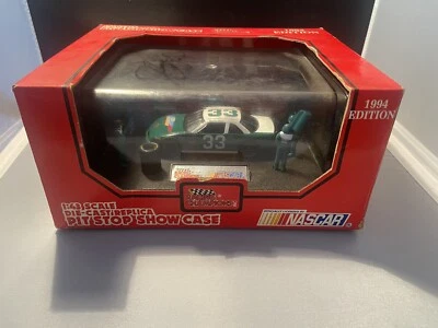 Escaparate Harry Gant 1994 Racing Champion #33 escala 1:43 Pit Stop - Firmado Foto 1 de 4