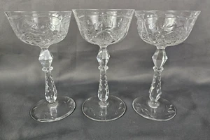 3 copas de vino/serbert de cristal de corte hermoso de 6,5" Libbey Rock Sharpe de colección 💙 - Imagen 1 de 11