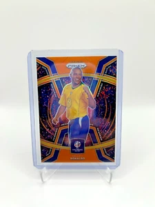 2024 Panini Prizm CONMEBOL Copa America - Phenomenon Orange Ronaldo /25 - Picture 1 of 2