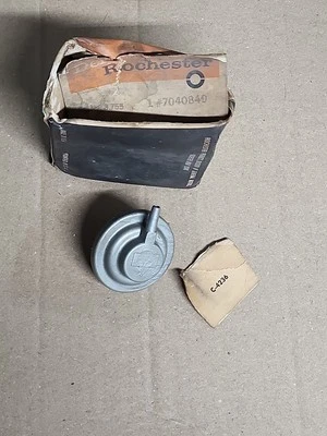 Nuevo de Lote Antiguo 1970 Chevrolet Chevelle Camaro Chevy II 307 2 Bbl Carb Choke Aspiradora 7040849 Foto 1 de 4