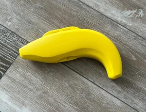 NUEVO SIN ETIQUETAS TUPPERWARE IMPRESIONANTE CONTENEDOR PARA BANANAS - Imagen 1 de 5