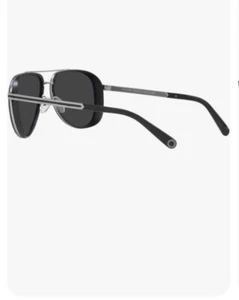 Men's Bulgari Sunglasses model 5060 195/48 with matte black enamel inserts. - Picture 1 of 3