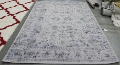 GREY / IVORY 6'-7" X 9'-2" Damaged Rug Reduced Price 1172575803 VTG430A-6 - Image 1 of 4