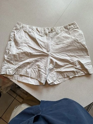 NY Jeans New York & Company Women's Beige Chino Shorts Cotton Blend Size 12 - Image 1 of 4