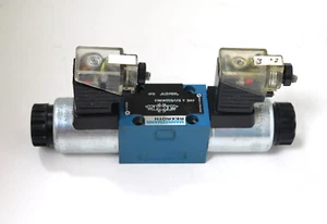 Mannesmann Rexroth 4WE6 E61/EG24N9K4 valvola idraulica valvola di percorso 4WE6E61EG24N9K4 - Foto 1 di 7