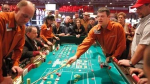 Craps: Supreme Craps, A Leonard Benson Craps Instructional DVD For Casino Craps - Picture 1 of 1