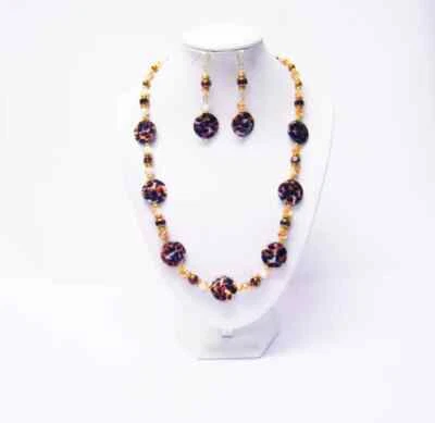 Black/Orange/White Cheetah Print Pattern Shell w/Gold/Brown Faceted Bead N/B/E - Image 1 of 4
