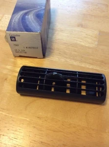 NOS Chevrolet GM OEM 95-99 Monte Carlo Instrument Panel-Air Deflector 10279113 - Picture 1 of 3