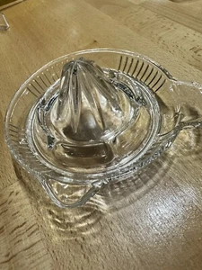 Vintage Depression Glass Ribbed Clear Glass Reamer / Juicer W Handle & Spout 6" - Picture 1 of 5