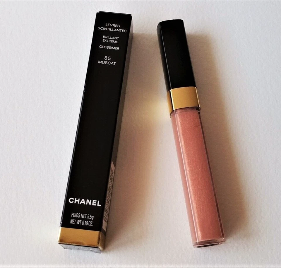 CHANEL Glossimer Lèvres Scintillantes Lip Gloss 85 MUSCAT