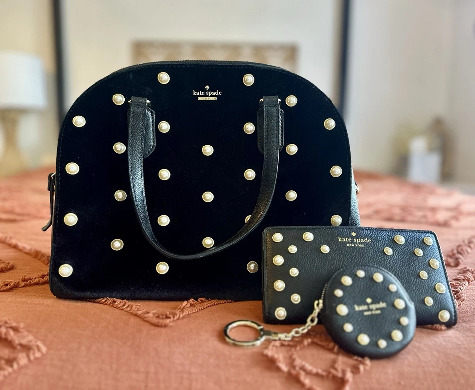 kate spade 黑色天鹅绒皮革珍珠钱包硬币袋套装 — 第 1/4 张图片