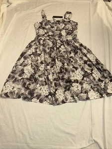 Talbots Petites Size 8P Strap, Flair Dress With Flowers Black And White - Picture 1 of 7