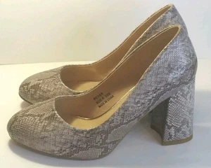 SOLE DIVA SIZE 6EEE TAUPE FAUX SNAKESKIN COURT SHOES G/1107302524A - Picture 1 of 11