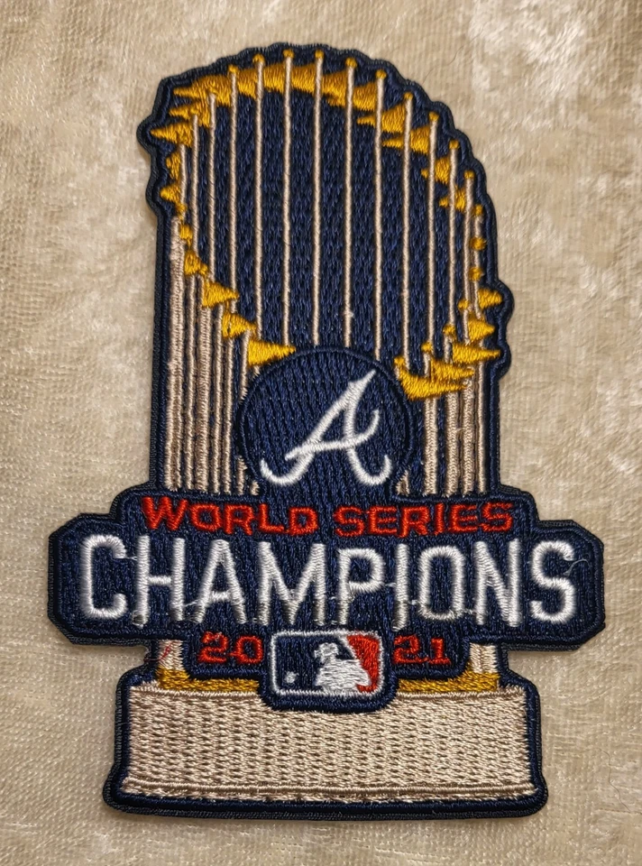 Atlanta Braves World Series 4" Troféu Ferro/Costurar Patch~Rastreamento Grátis~ - Imagem 1 de 1