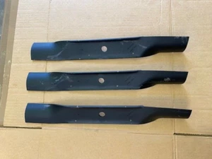 (3 PACK) GENUINE TORO TIMECUTTER MOWER BLADES 50" CUT  115-5059-03 112-9759-03 - Picture 1 of 2