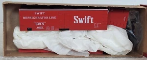 Branchline Trains 12708 HO Swift Packing 36' Meat Reefer Red w/white SRLX 6025 - Picture 1 of 2