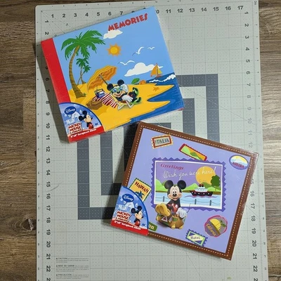 Álbum de recortes Disney Mickey Mouse & Friends sellado 8x8 páginas lote de 2 Foto 1 de 4
