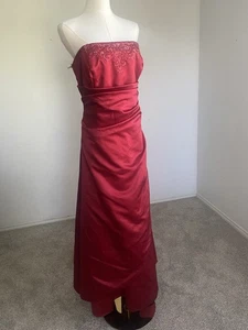 David’s Braut trägerloses Abendkleid weinrot Größe 18 Perlen Satin - Bild 1 von 9