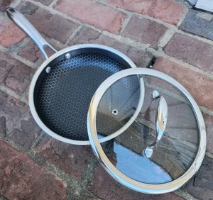 HexClad Hybrid 8 in Nonstick Fry Frying Pan, With Original Lid, GOOD!! - Picture 1 of 7