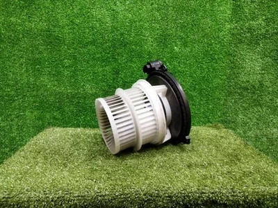 Motor soplador Toyota Crown 2015 DAA-AWS210 8710330480 [usado] [PA93923922] Foto 1 de 3