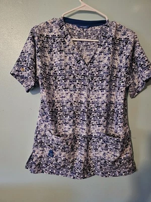 carhartt Brand Small Blue Circles On White Scrub Top  - sz S - Image 1 of 4