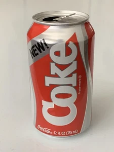 Stranger Things New Coke Promo Dose 2019 Season 3 Starcourt Mall Pop Up - Bild 1 von 11