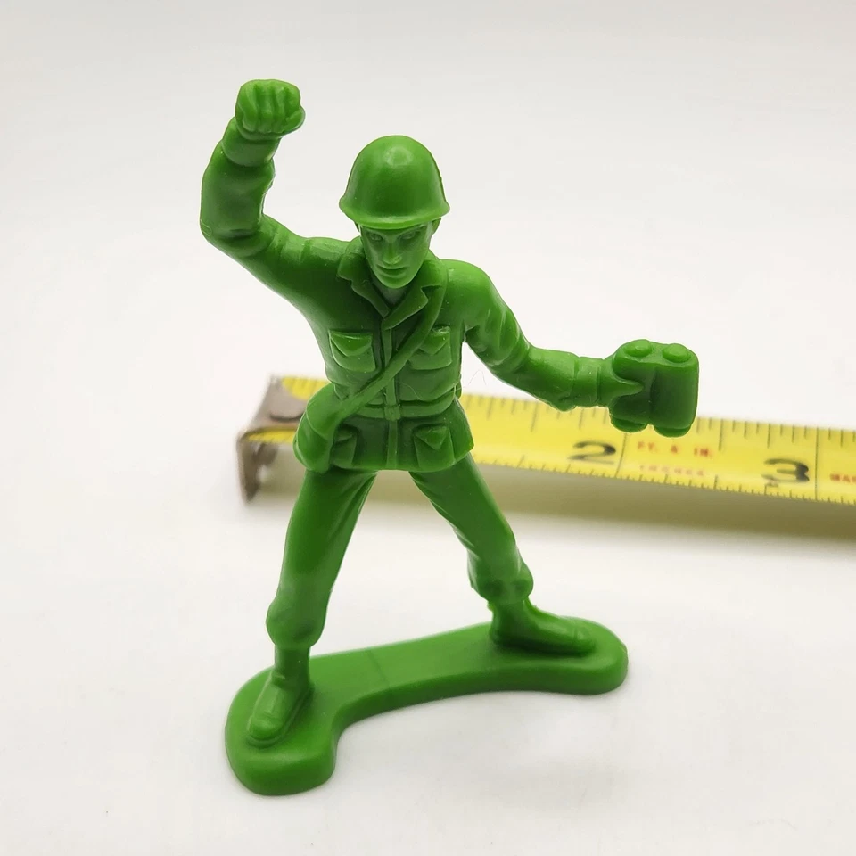 Disney Pixar Toy Story Green Army Man Soldier PVC Plastic Figure Figurine Toy - Image 1 of 4