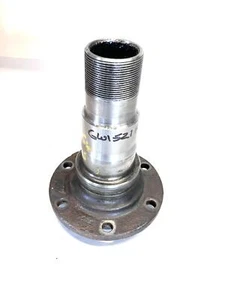 Used RH 4x4 Spindle 1985-1993 Dodge W150 W250 W350 with Dana 44 axle - Picture 1 of 4