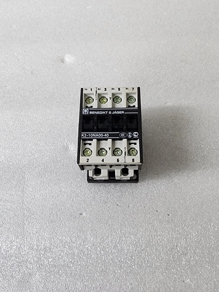 BENEDIKT & JAGER K3-10NA00-40 MAGNETIC CONTACTOR 10A COIL VOLTAGE 220-264V - Image 1 of 4