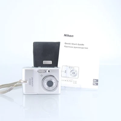 Nikon Coolpix L10 Digital Compact Camera 5.0MP Silver Digicam CCD Sensor Vintage - Image 1 of 4
