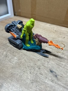 Bog Rover Swamp Thing Fahrzeug Kenner 1990 mit Figur komplett mit Rakete - Bild 1 von 10
