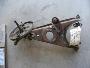Mercedes Benz Ponton W121 W120 Lower Right Front Axle Steering Knuckle Wishbone - Imagen 1 de 10