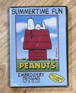Nuovi disegni da ricamo Peanuts Summertime Fun 41 Snoopy Charlie Brown vintage 2000 - Foto 1 di 2
