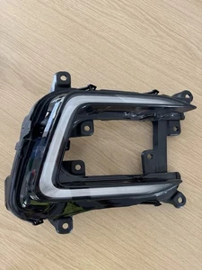 GENUINE Volkswagen Passat B8 Facelift LED Daylight Right Hand Grille 3G0941056E - Picture 1 of 7