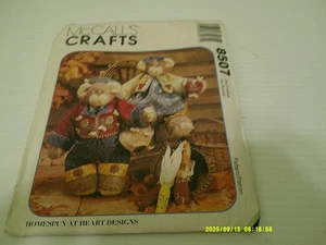 8507 McCallS ARTESANÍA Patrón de Costura OSOS MINA ABEJA MIEL 14 PULGADAS - Imagen 1 de 1