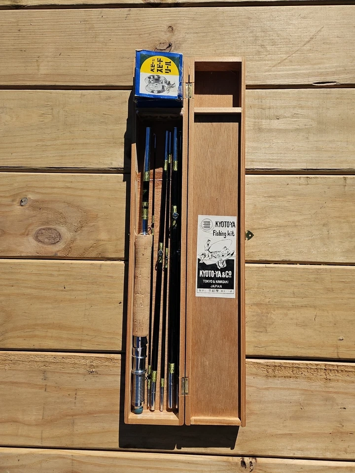 Набор рыболовных удочек Kyoto-ya из 5 предметов с катушкой, коробкой и дополнительным наконечником - Изображение 1 из 1