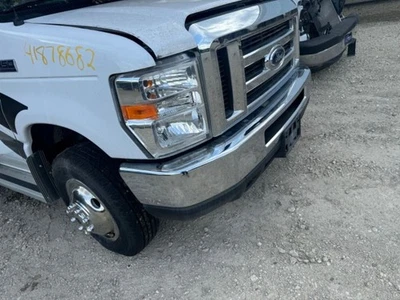Ford E350 E450 2008 2019 OEM guardabarros derecho blanco Jayco rasguños menores Foto 1 de 4